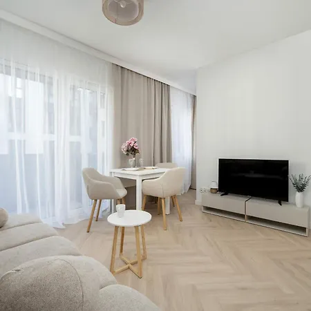 Stylowe We Wroclawiu Dla 4 Osob By Renters ヴロツワフ