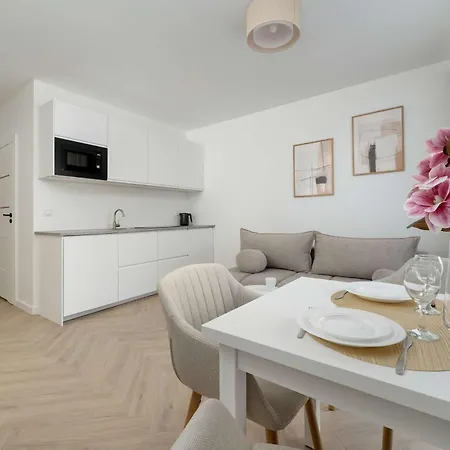 Stylowe We Wroclawiu Dla 4 Osob By Renters アパート ヴロツワフ